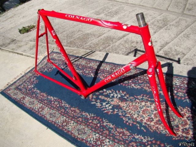 COLNAGO車架塗裝與年份？