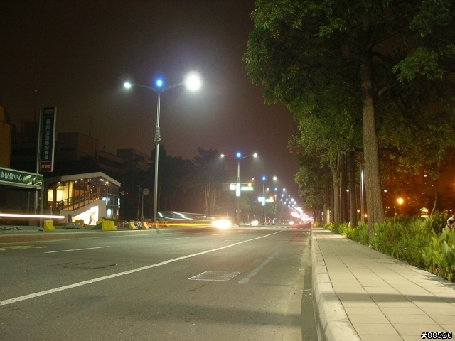 【分享】夜騎路線新選擇-凹子底森林公園(農十六)
