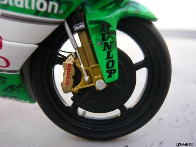 模型車收藏分享[012-Minichamps, 1/12, 小飛俠 Rossi, Moto GP 機車]