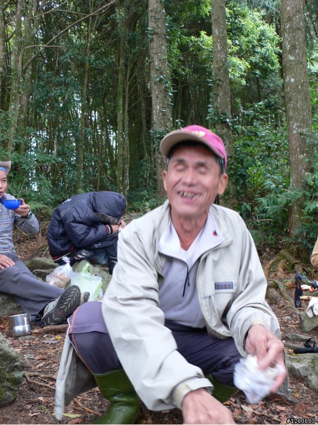 [分享] 不是騎腳踏車的爬山之旅---鳶嘴山+稍來山！