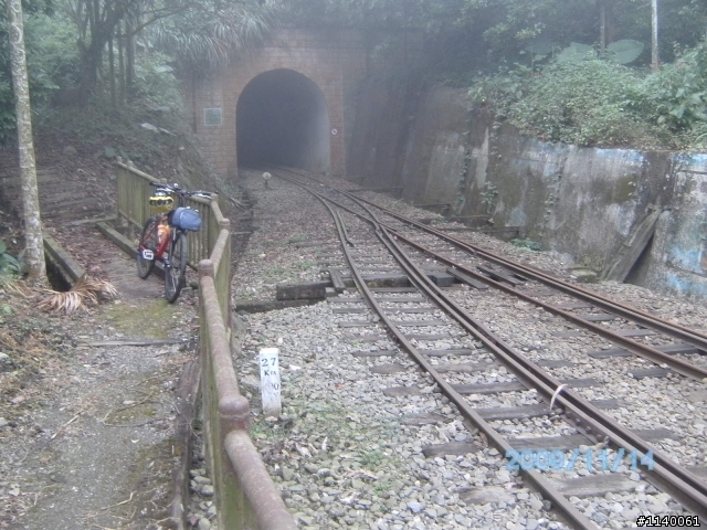 [遊記]獨立山國家森林步道之鐵道~牽車~扛車雲霧飄渺之旅!