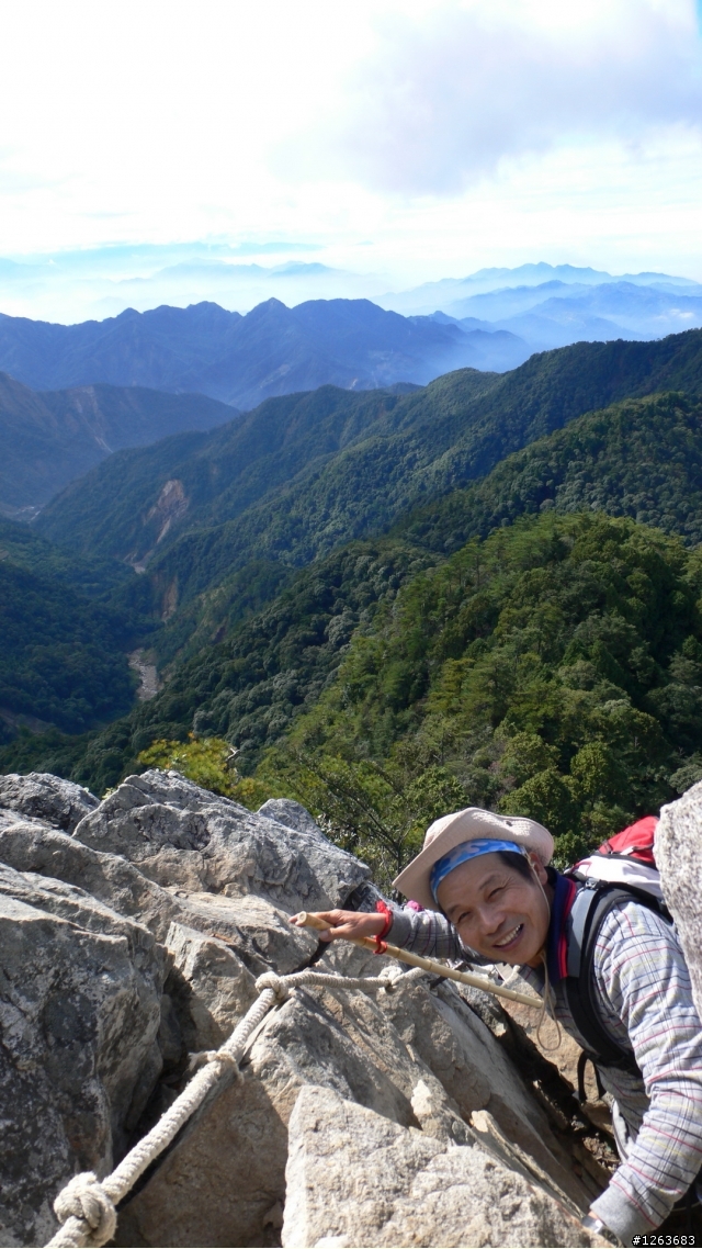 [分享] 不是騎腳踏車的爬山之旅---鳶嘴山+稍來山！
