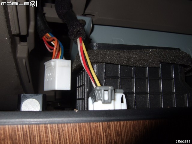 [分享]DIY Tucson AUX IN 圖片教學