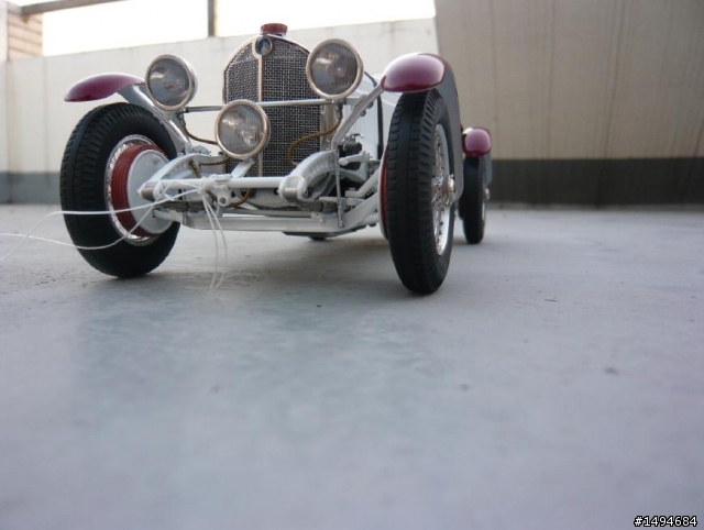 模型車收藏分享[004-CMC-M055, 1/18, Mercedes-Benz SSKL, Mille Miglia, 1931（白象）]