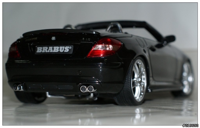 1/18  SLK55 AMG - BRABUS