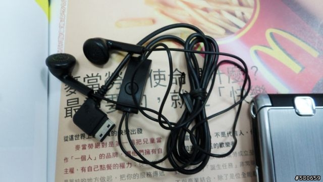亞太新機F669開箱文 大家看看