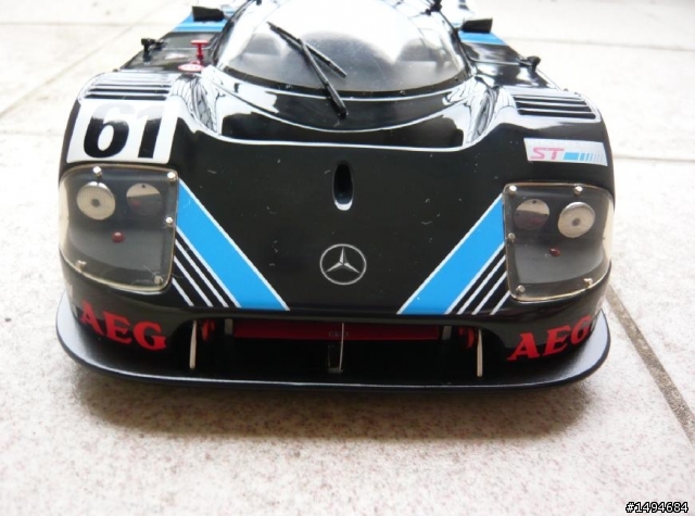 模型車收藏分享[018-Exoto-RLG19190, 1/18, Sauber-Mercedes C9 #61, 1988]