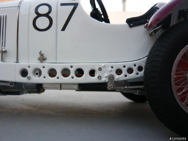 模型車收藏分享[004-CMC-M055, 1/18, Mercedes-Benz SSKL, Mille Miglia, 1931（白象）]