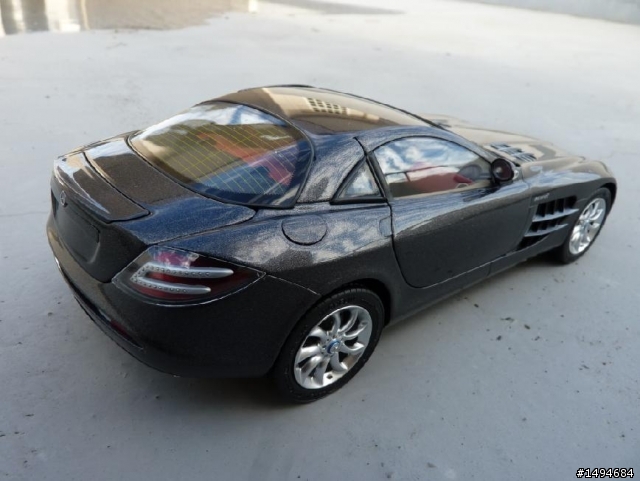 模型車收藏分享[021-CMC-M045B, 1/18, Mercedes-Benz SLR McLaren coupe, anthracyte, 2003]