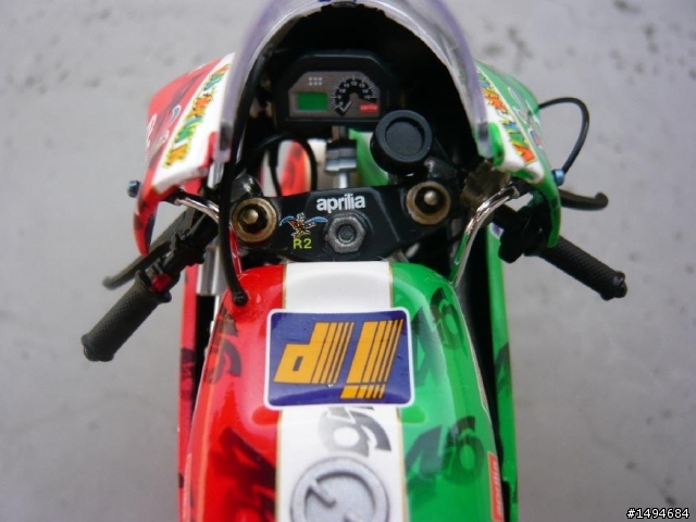 模型車收藏分享[012-Minichamps, 1/12, 小飛俠 Rossi, Moto GP 機車]