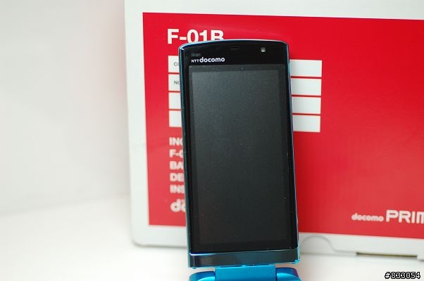 1200萬畫素強機硬尬!!F-01B美型防水機襲來!!
