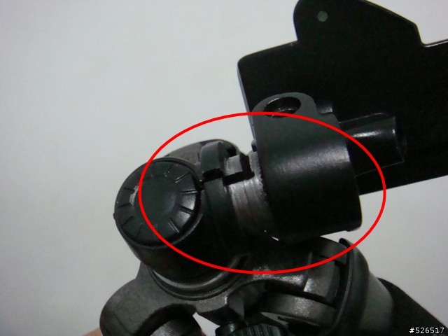 [求救]SLIK SPRINT PRO Ⅱ 3 WAY 腳架無法撐住相機