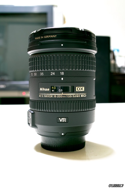 【開箱】HK-14 與 18-200 VR II 及...