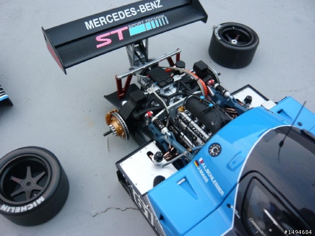模型車收藏分享[018-Exoto-RLG19190, 1/18, Sauber-Mercedes C9 #61, 1988]