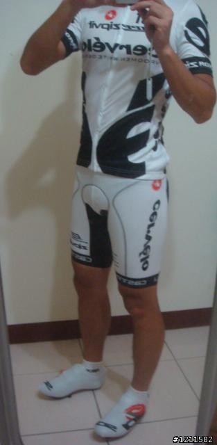 [開箱] 等到海枯石爛的人身部品~~ CASTELLI 之 CERVELO 車衣 & 吊帶褲