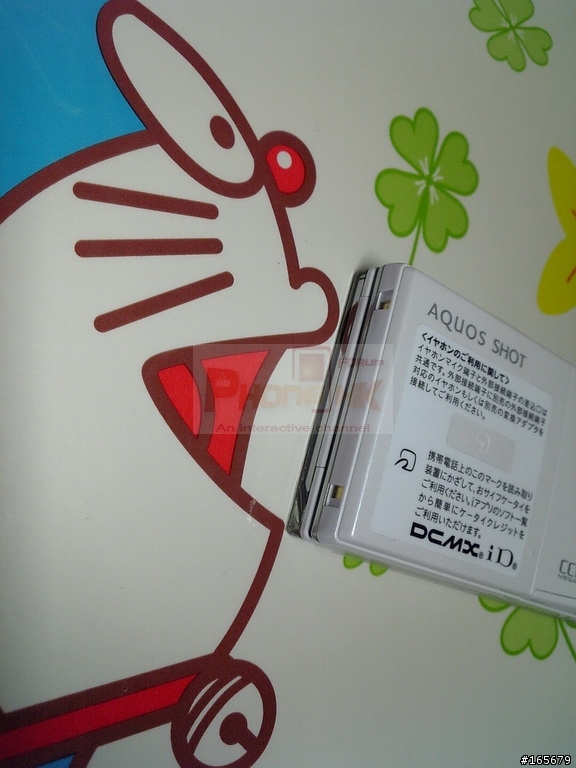 好消息，最新docomo SH-01B證實可以使用iNEX卡貼耶^^