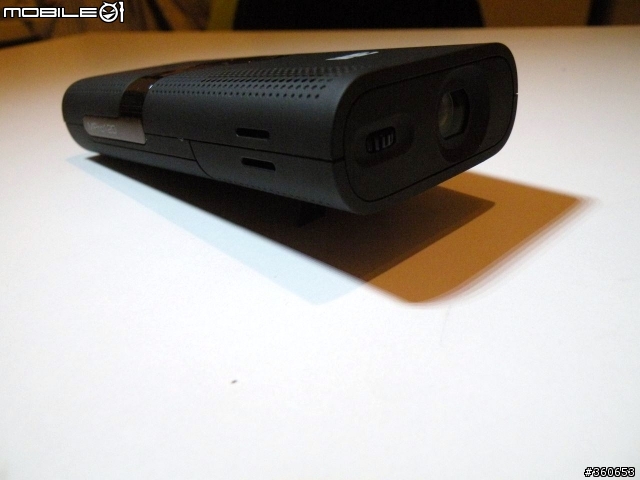 [簡單開箱]50吋行動大螢幕 ----- 3M Mpro 120 微型投影機