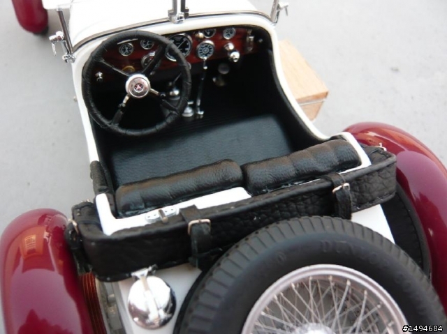 模型車收藏分享[004-CMC-M055, 1/18, Mercedes-Benz SSKL, Mille Miglia, 1931（白象）]