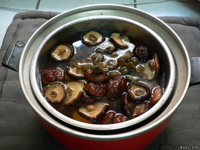 [懶人料理] 瓜子雞湯