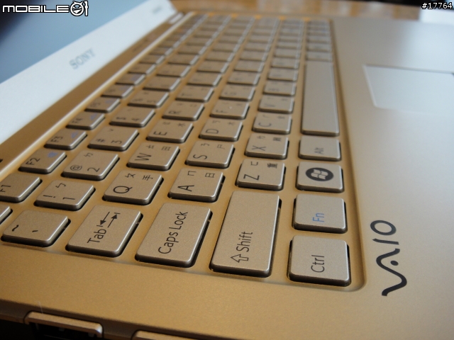 『午後短暫邂逅』Sony VAIO VPCX115LW/N