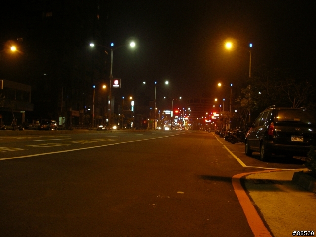 【分享】夜騎路線新選擇-凹子底森林公園(農十六)