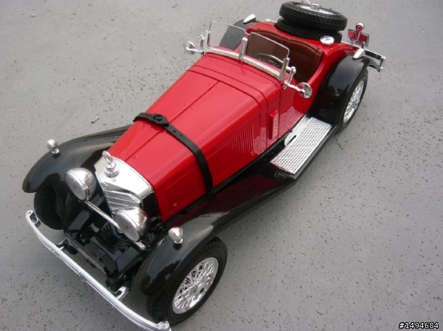 模型車收藏分享[004-CMC-M055, 1/18, Mercedes-Benz SSKL, Mille Miglia, 1931（白象）]