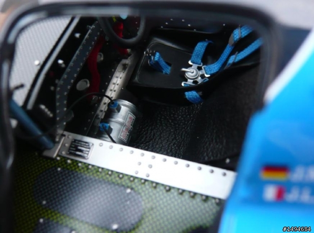模型車收藏分享[018-Exoto-RLG19190, 1/18, Sauber-Mercedes C9 #61, 1988]
