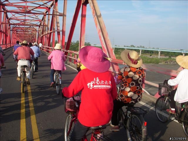 西螺大橋自行車逍遙遊  新增媽祖回鑾照片