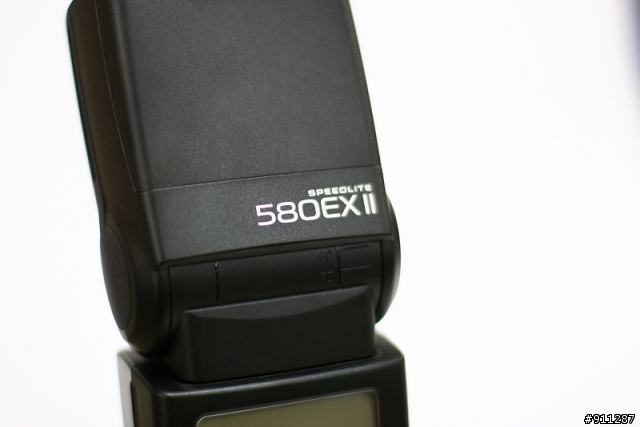 [開箱]Canon 閃燈皇 580EX II