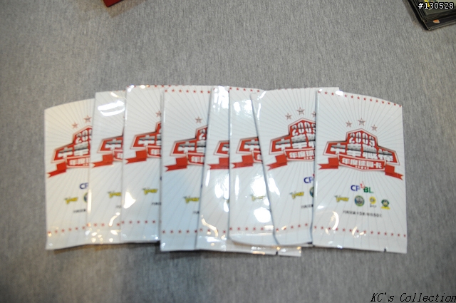 我一定是失心瘋了才會買這個~金玉其外的中職2009年度球員卡