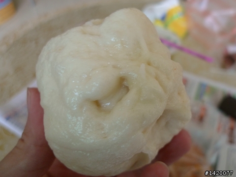 [台南]發現一家好吃的蔥油餅!! <-- (明明是蔥肉餅..&新增辣包子跟臭豆腐~)