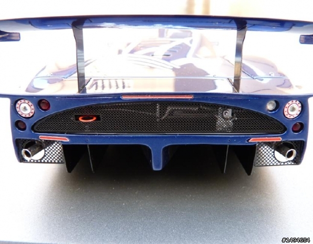 模型車收藏分享[005-BBR-P1802, 1/18, Maserati MC12 Geneve Motor Show 2004]