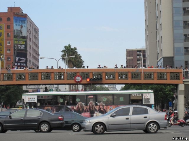 台中馬兒遊行~圖多