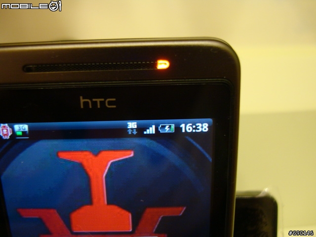 [開箱]HTC Hero專用鏡面多功能傳輸座充