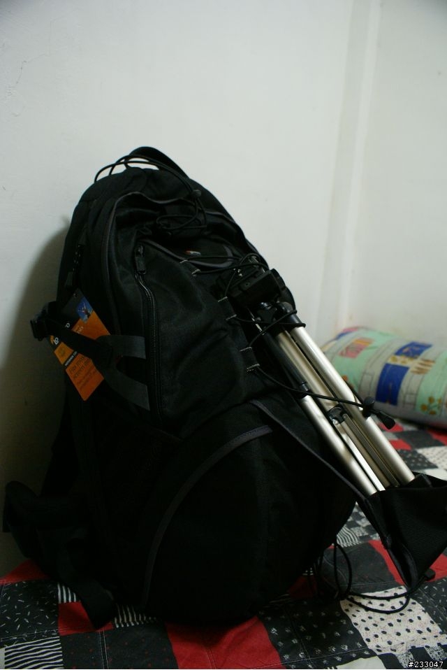 [新包入荷]工作與玩樂的完美結合-Lowepro CompuRover AW 攝影後背背包