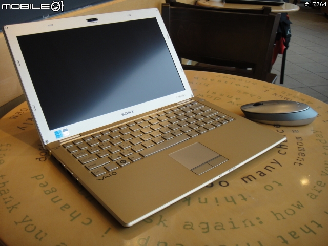 『午後短暫邂逅』Sony VAIO VPCX115LW/N