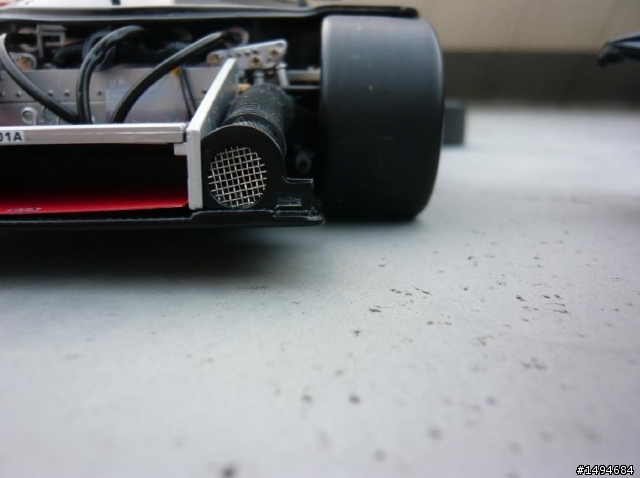 模型車收藏分享[018-Exoto-RLG19190, 1/18, Sauber-Mercedes C9 #61, 1988]
