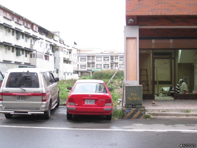 我家前面的綠地要蓋"陶然居2"囉^^