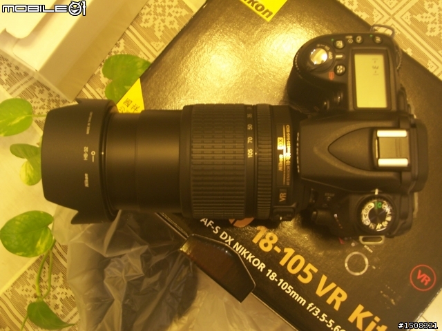 11/13 NIKON D90 + 18-105mm 開箱文