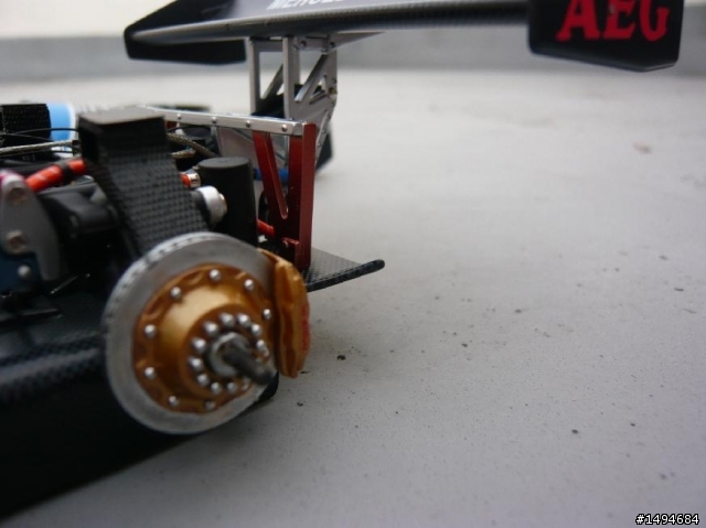 模型車收藏分享[018-Exoto-RLG19190, 1/18, Sauber-Mercedes C9 #61, 1988]