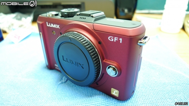 掰掰LX3, 哈囉GF1