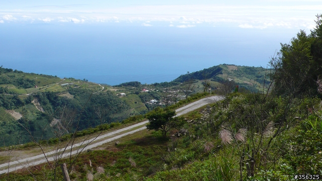 [遊記] 攻上太麻里山一等三角點, 期待曙光再起!!