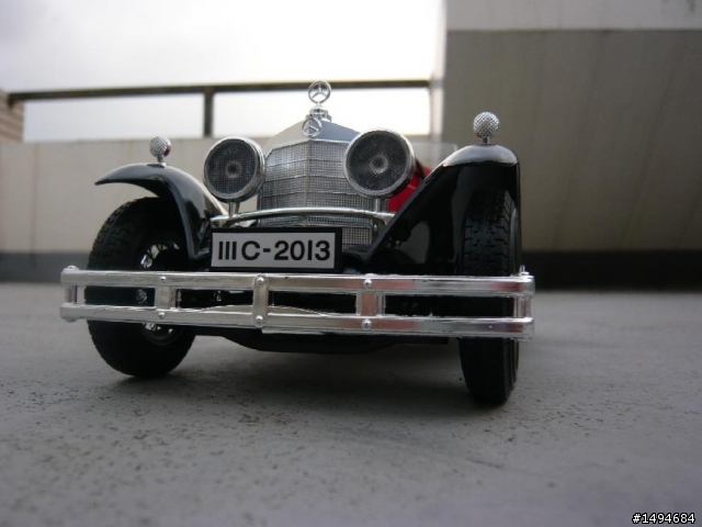 模型車收藏分享[004-CMC-M055, 1/18, Mercedes-Benz SSKL, Mille Miglia, 1931（白象）]