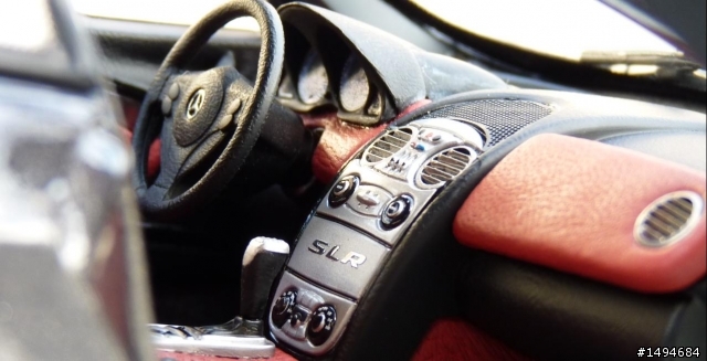 模型車收藏分享[021-CMC-M045B, 1/18, Mercedes-Benz SLR McLaren coupe, anthracyte, 2003]