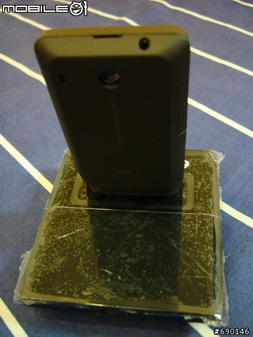 [開箱]HTC Hero專用鏡面多功能傳輸座充