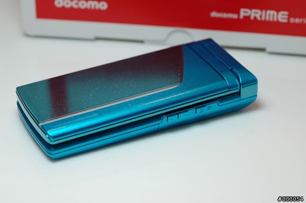 1200萬畫素強機硬尬!!F-01B美型防水機襲來!!