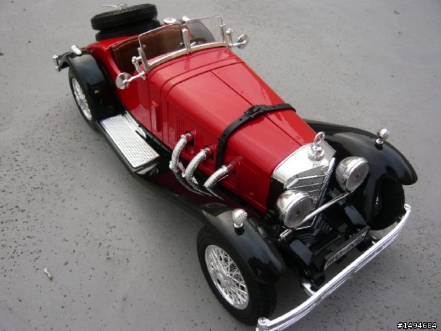 模型車收藏分享[004-CMC-M055, 1/18, Mercedes-Benz SSKL, Mille Miglia, 1931（白象）]