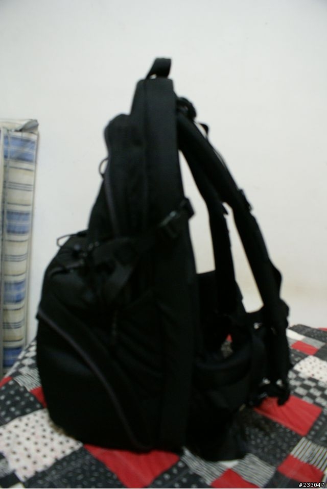 [新包入荷]工作與玩樂的完美結合-Lowepro CompuRover AW 攝影後背背包