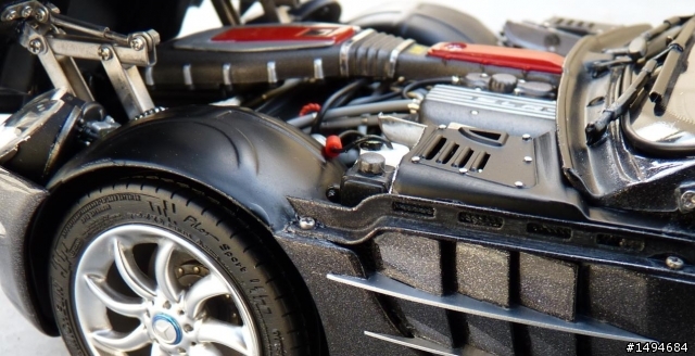 模型車收藏分享[021-CMC-M045B, 1/18, Mercedes-Benz SLR McLaren coupe, anthracyte, 2003]