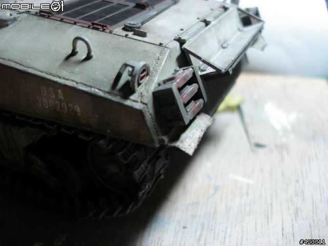 1/35  M4A3E2 二戰美軍中型坦克改良款-"Jumbo" 巨無霸 with 雪地迷彩